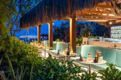 CONCORDE DELUXE RESORT Restaurants